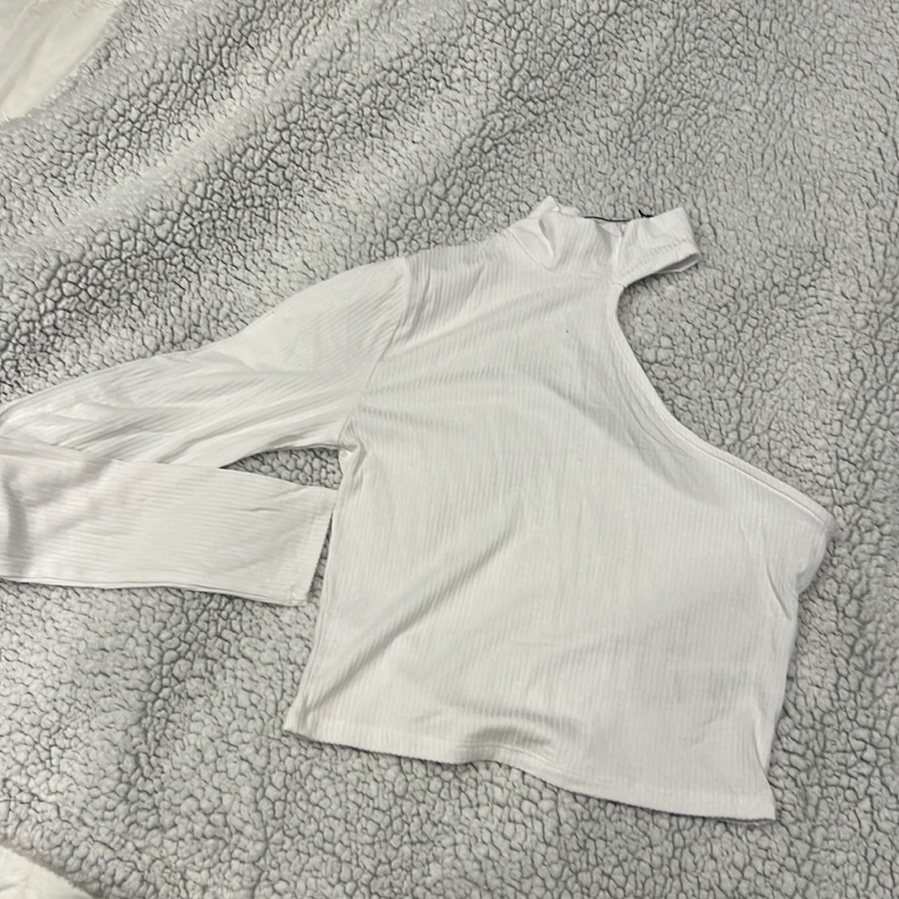 garage one sleeve turtle neck